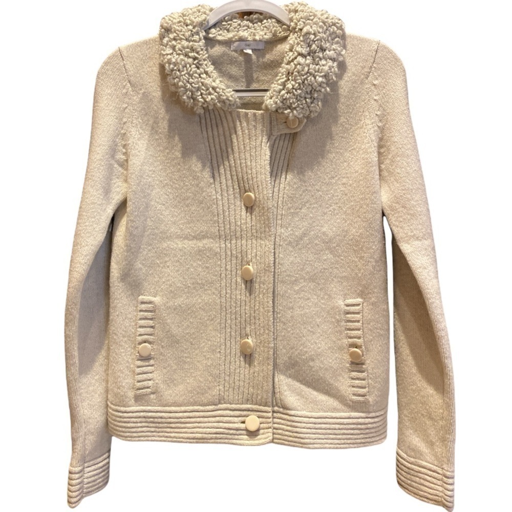 Vintage Gap 100% wool button up Sweater Cardigan